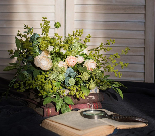 Spring Flower Arrangement for Living Room, Ranunculus Asiaticus, Globe Amaranth, Botany Plants, Beautiful Modern Flower Arrangement Ideas for Home Decoration-Silvia Home Craft