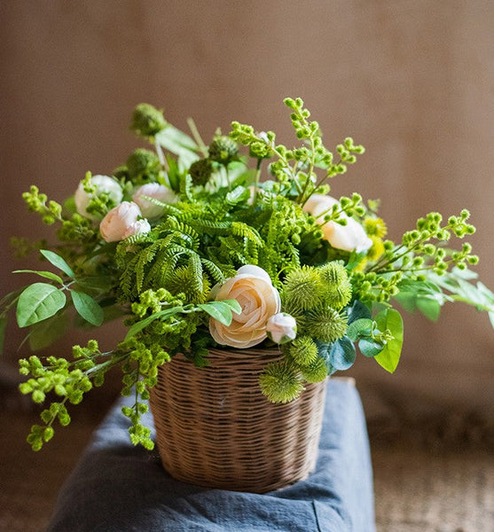 Spring Flower Arrangement for Living Room, Ranunculus Asiaticus, Globe Amaranth, Botany Plants, Beautiful Modern Flower Arrangement Ideas for Home Decoration-Silvia Home Craft
