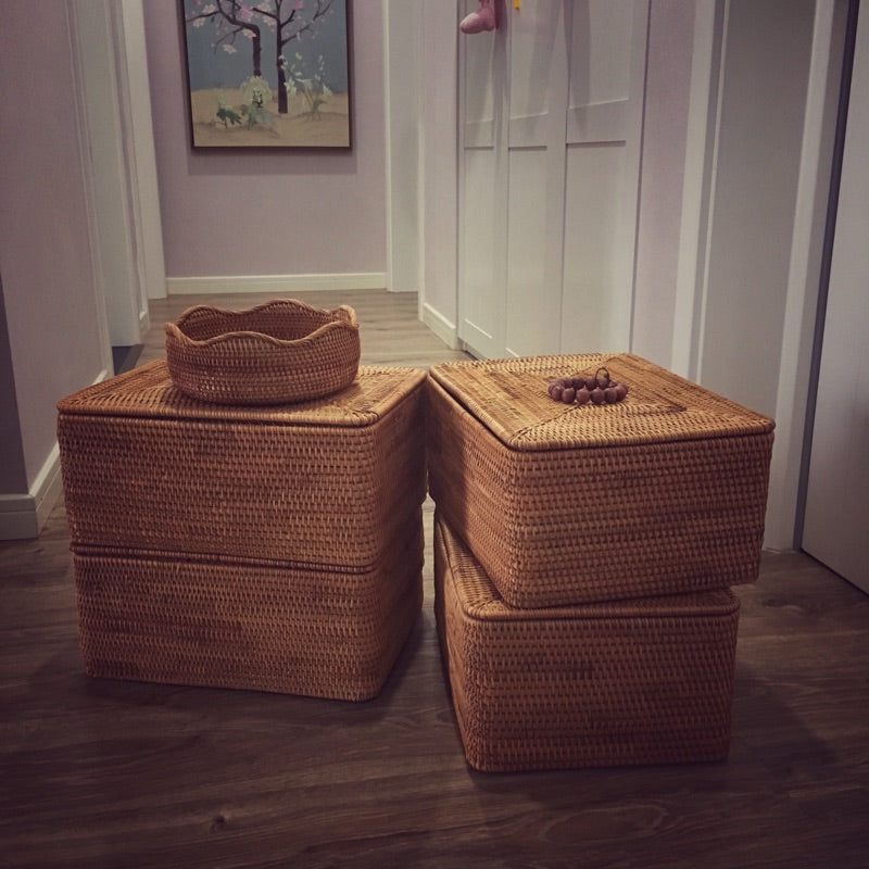 Buyer's Review on the Handmade Woven Baskets, Extra Large Storage Baskets for Clothes, Oversized Rectangular Storage Basket with Lid
