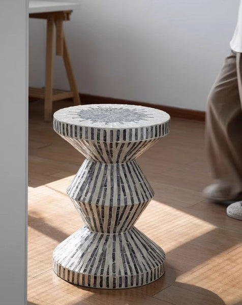 Shell Small Sofa Side Table, Bedside Small Side Table, Portable Casual Side Table, Contemporary Round Side Table, Creative Coffee Table
