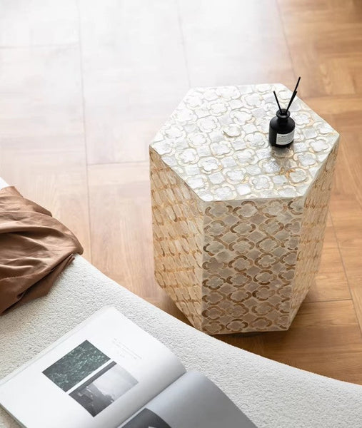 Creative Coffee Table, Contemporary Small Sofa Side Table, Shell Small Side Table, Portable Casual Side Table, Unique Small End Table-Silvia Home Craft