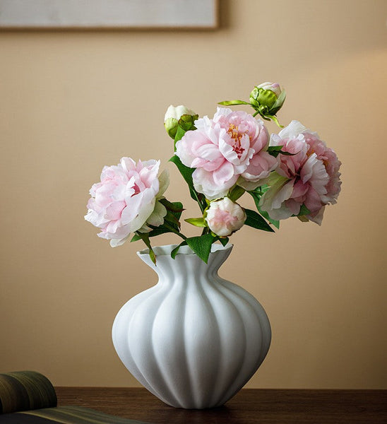 Handmade Water Holding Flower Vases, Modern Black Flower Vase Centerpiece on Table, Porcelain Flower Vases, Ceramic Bouquet Vases-Silvia Home Craft