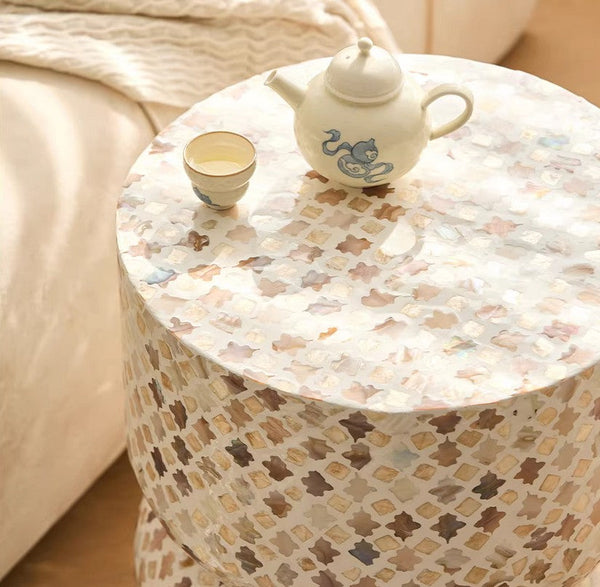 Modern Side Table, Contemporary Bedside Table, Bedside Small Side Table, Elegant Small End Table, Creative Coffee Table, Contemporary Side Table, Portable Casual Side Table, Shell Small Sofa Side Table-Silvia Home Craft