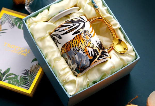 Peacock Porcelain Cups, Large Capacity Jungle Animal Porcelain Mugs, Unique Ceramic Mugs in Gift Box, Creative Ceramic Mugs for Office-Silvia Home Craft