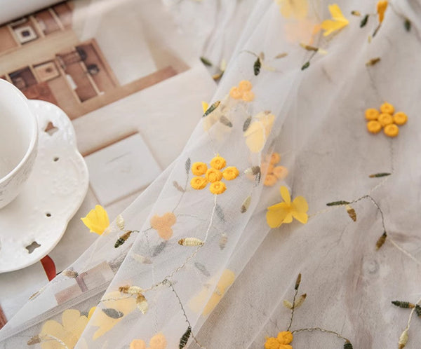 Yellow Flower Lace Tablecloths, Extra Large Rectangular Tablecloth for Oval Table, Lace Embroidered Table Covers, Rectangular Table Covers for Coffee Table-Silvia Home Craft