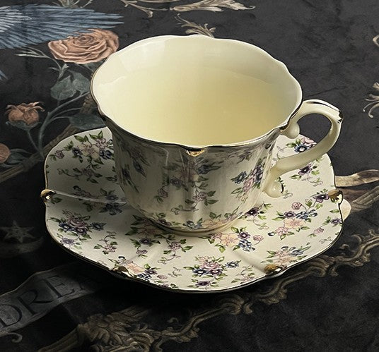British Traditional Afternoon Tea Cup and Saucer in Gift Box, 7.8 oz Porcelain Tea Cup Saucer Set, Unique Tea Cup and Saucers, Royal Ceramic Cups, Elegant Vintage Ceramic Coffee Cups-Silvia Home Craft