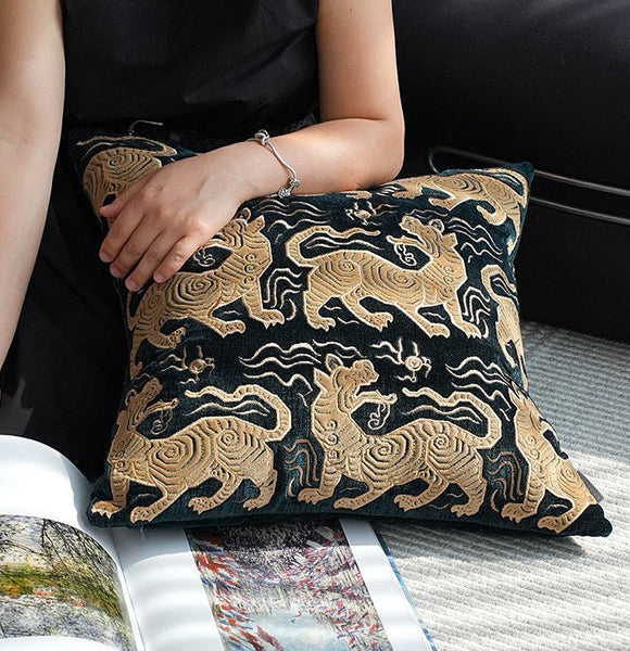 Embroidery Tiger Pattern Pillows for Couch, Contemporary Modern Sofa Pillows, Decorative Throw Pillows for Bedroom, Large Modern Sofa Pillow for Living Room-Silvia Home Craft