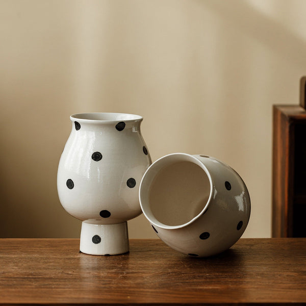 Small Flower Vases on Table, Handmade Water Holding Flower Vase, Ceramic Bud Vases, Modern Porcelain Flower Vases-Silvia Home Craft