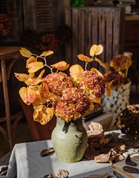 Hydrangea Flowers, Artificial Floral for Bedroom, Flower Arrangement Ideas for Dining Room Table, Simple Modern Floral Arrangement Ideas for Home Decoration-Silvia Home Craft