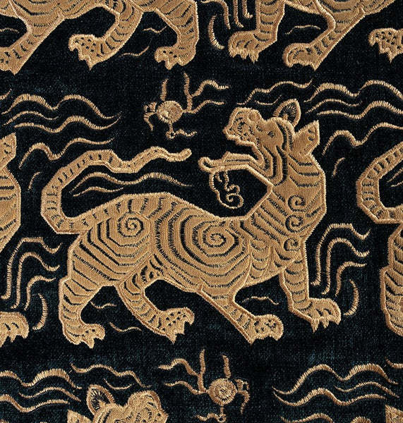 Embroidery Tiger Pattern Pillows for Couch, Contemporary Modern Sofa Pillows, Decorative Throw Pillows for Bedroom, Large Modern Sofa Pillow for Living Room-Silvia Home Craft