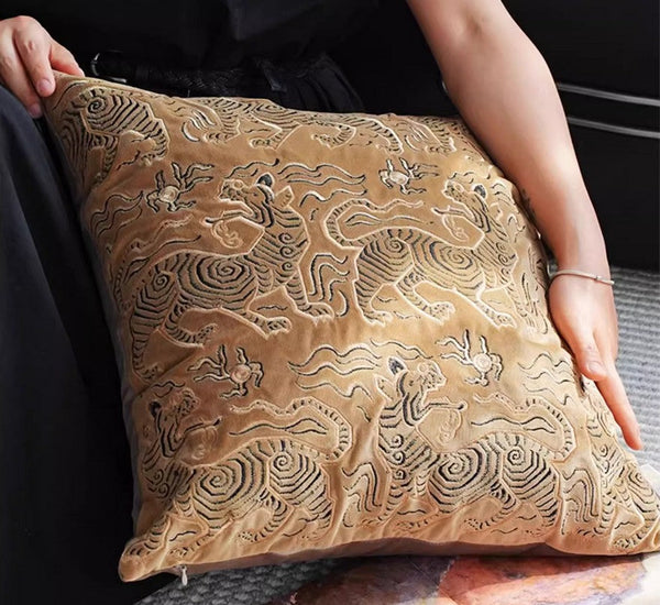Contemporary Modern Sofa Pillows, Embroidery Tiger Pattern Pillows for Couch, Decorative Throw Pillows for Bedroom, Large Modern Sofa Pillow for Living Room-Silvia Home Craft