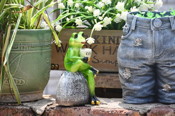 Frog Drinking Coffee Statue for Garden, Animal Statue for Garden Courtyard Ornament, Villa Outdoor Decor Gardening Ideas-Silvia Home Craft