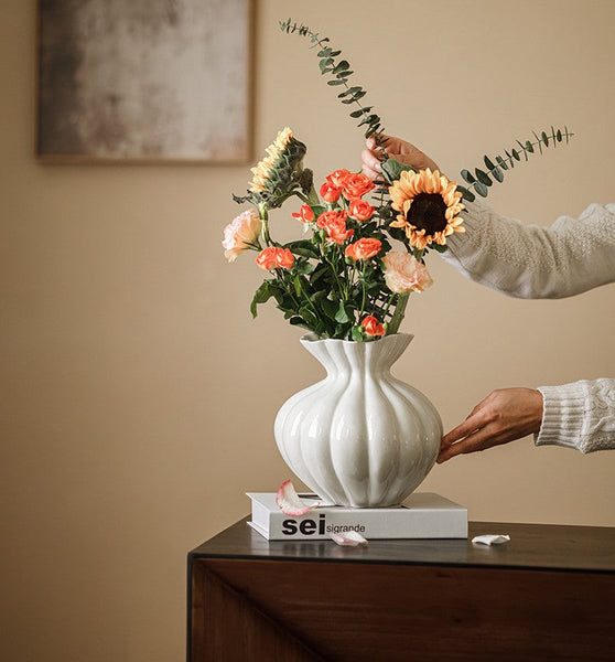 Modern Flower Vase Centerpiece on Table, Handmade Water Holding Flower Vases, Porcelain Flower Vases, Ceramic Bouquet Vases-Silvia Home Craft