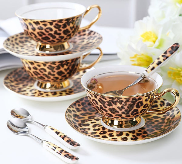 Modern Ceramic Cups, 7.8 oz Porcelain Tea Cup Saucer Set, Elegant Ceramic Coffee Cups, Unique Tea Cup and Saucer in Gift Box-Silvia Home Craft