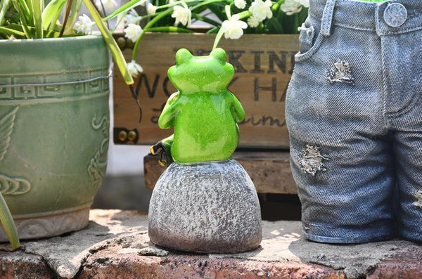 Frog Drinking Coffee Statue for Garden, Animal Statue for Garden Courtyard Ornament, Villa Outdoor Decor Gardening Ideas-Silvia Home Craft