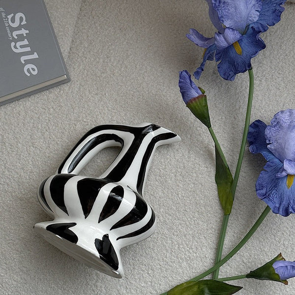 Porcelain Bud Vases, Handmade Water Holding Flower Vases, Modern Ceramic Flower Vases, Small Flower Vases on Table-Silvia Home Craft