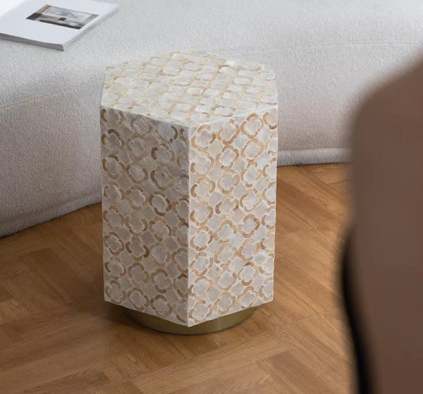 Creative Coffee Table, Contemporary Small Sofa Side Table, Shell Small Side Table, Portable Casual Side Table, Unique Small End Table-Silvia Home Craft