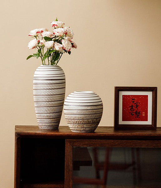 Centerpiece on Dining Table, Large Flower Vase on Table, Modern Bouquet Flower Vases, Handmade Pottery Flower Vases Urn, Water Holding Flower Vases-Silvia Home Craft