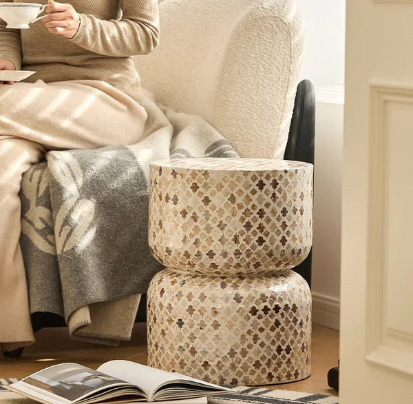Modern Side Table, Contemporary Bedside Table, Bedside Small Side Table, Elegant Small End Table, Creative Coffee Table, Contemporary Side Table, Portable Casual Side Table, Shell Small Sofa Side Table-Silvia Home Craft