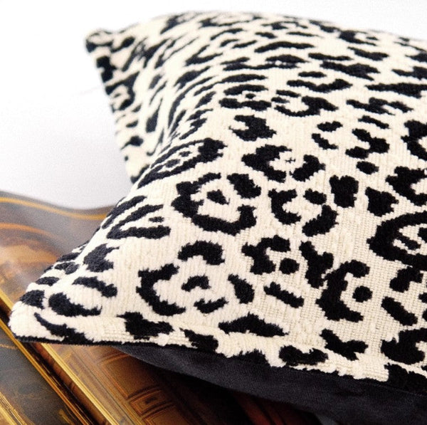 Contemporary Modern Pillows for Couch, Abstract Decorative Throw Pillows for Living Room, Large Modern Sofa Cushion, Decorative Pillow Covers-Silvia Home Craft