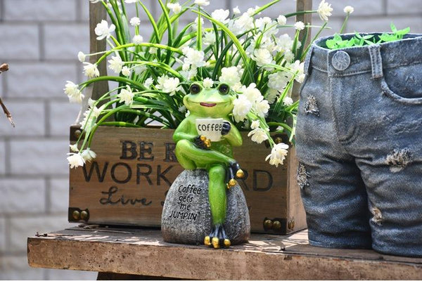 Frog Drinking Coffee Statue for Garden, Animal Statue for Garden Courtyard Ornament, Villa Outdoor Decor Gardening Ideas-Silvia Home Craft