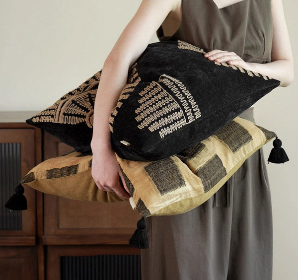 Geometric Modern Sofa Pillows, Large Square Decorative Throw Pillows for Couch, Large Black Decorative Throw Pillows, Black Geometric Sofa Pillows for Interior Design-Silvia Home Craft