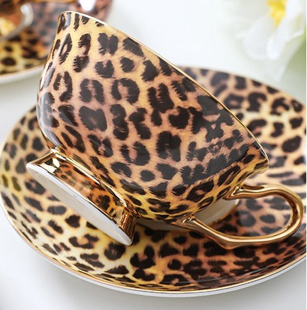 Creative Porcelain Tea Cup Saucer Set, Modern Ceramic Cups, 7.8 oz Ceramic Coffee Cups, Unique Tea Cup and Saucer in Gift Box-Silvia Home Craft