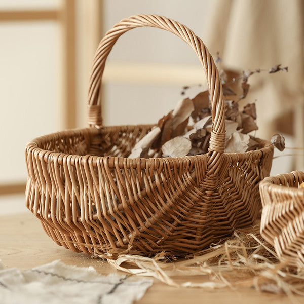 Natural Fruit Basket, Kitchen Storage Baskets, Natural Hand-woven Wicker Storage Basket, Large Picnic Food Basket with Handle, Lovely Willow Weaving Baskets for Vegetable-Silvia Home Craft