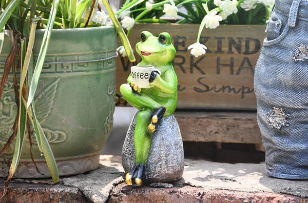 Frog Drinking Coffee Statue for Garden, Animal Statue for Garden Courtyard Ornament, Villa Outdoor Decor Gardening Ideas-Silvia Home Craft